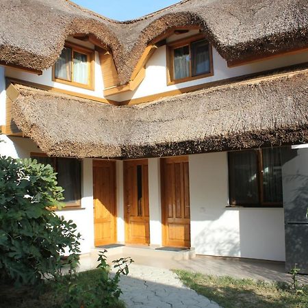 Cerdacul Cu Stuf Hotel Sfântu Gheorghe Eksteriør billede